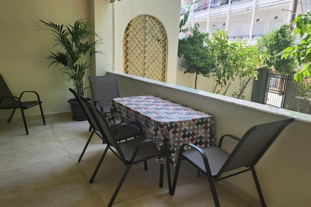 The Lemon Tree Vila Potos Exterior foto