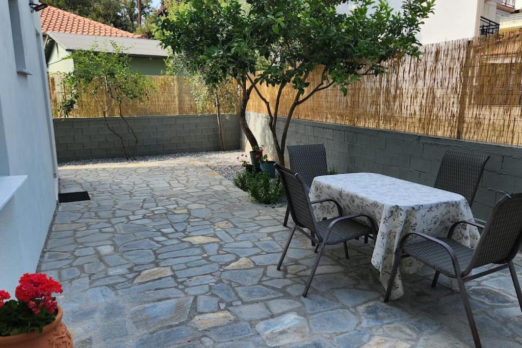 The Lemon Tree Vila Potos Exterior foto